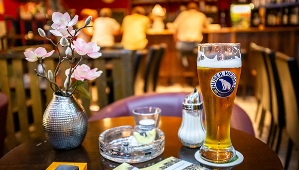 Bereits ab 0,3 Promille ist Alkohol problematisch, wenn man an einem Verkehrsunfall beteiligt ist.
